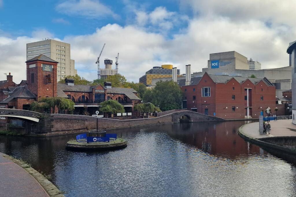 2 Bedroom Apartment Central Birmingham City Centre 外观 照片