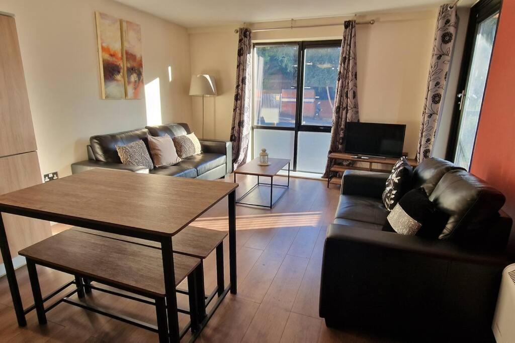 2 Bedroom Apartment Central Birmingham City Centre 外观 照片